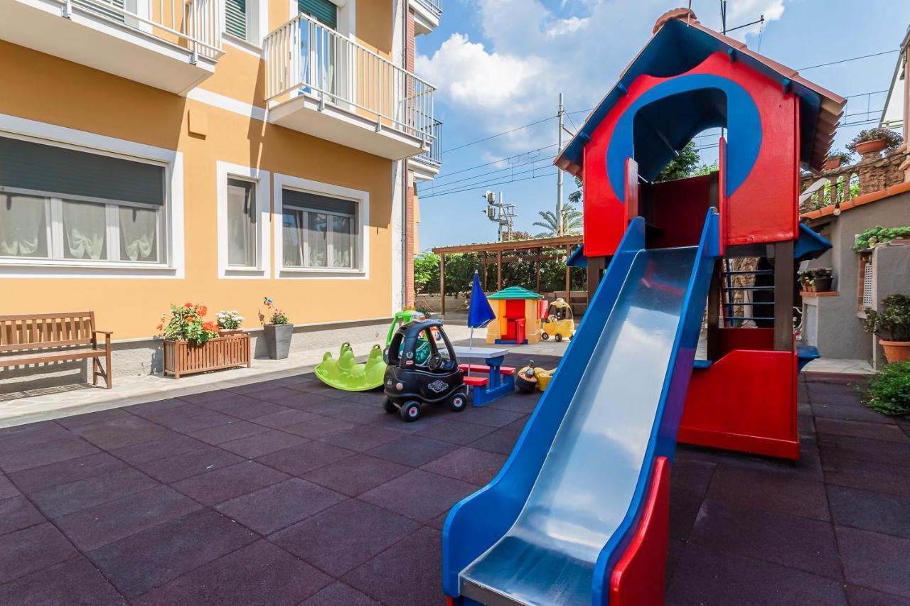 Residence Villa Alda Pietra Ligure Ngoại thất bức ảnh