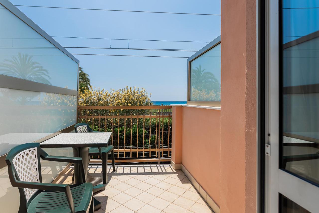Residence Villa Alda Pietra Ligure Ngoại thất bức ảnh