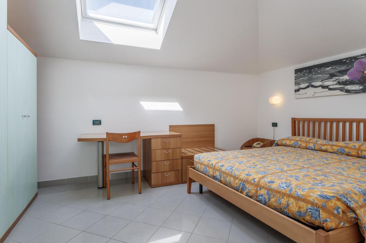 Residence Villa Alda Pietra Ligure Ngoại thất bức ảnh