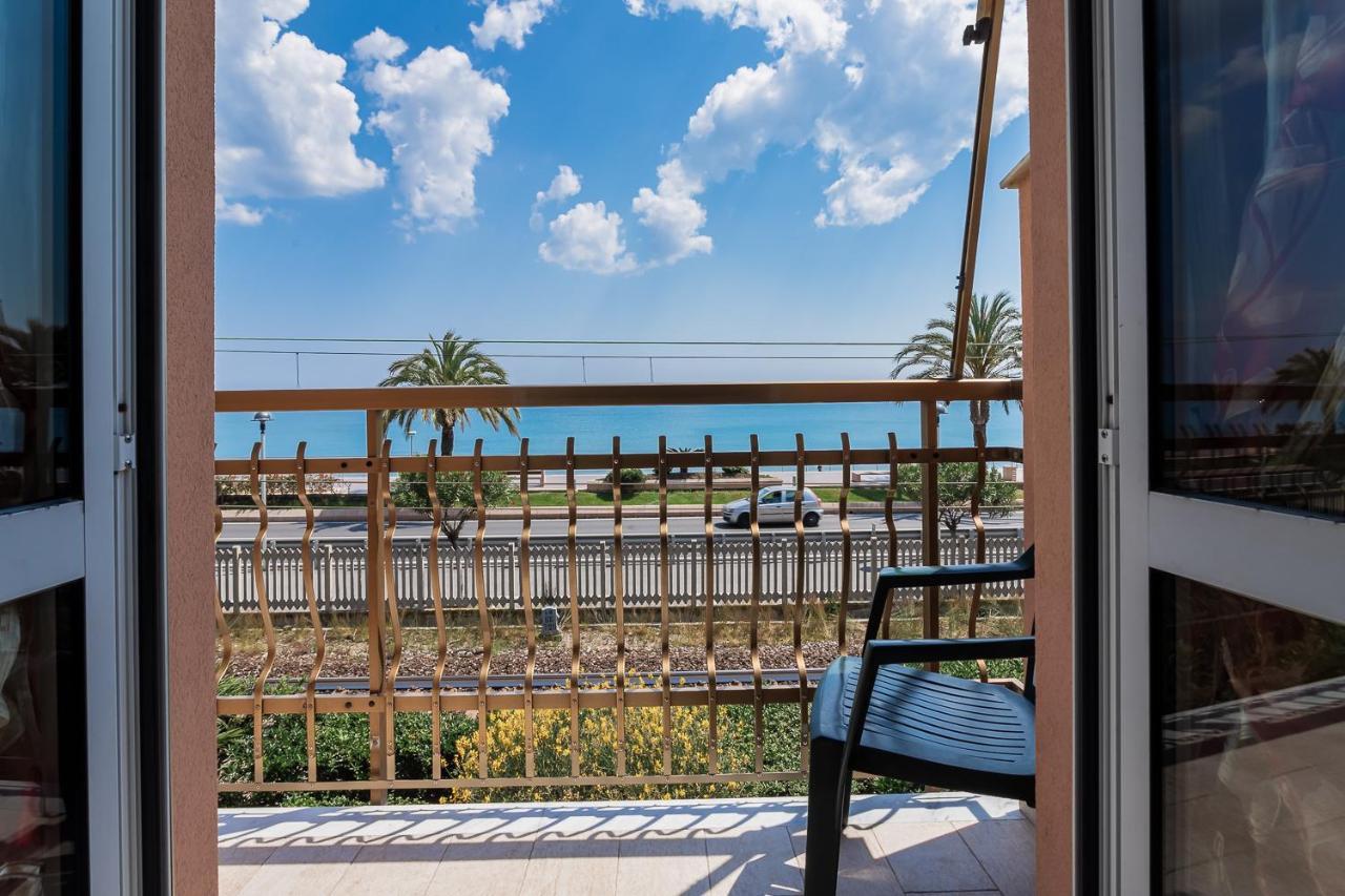 Residence Villa Alda Pietra Ligure Ngoại thất bức ảnh