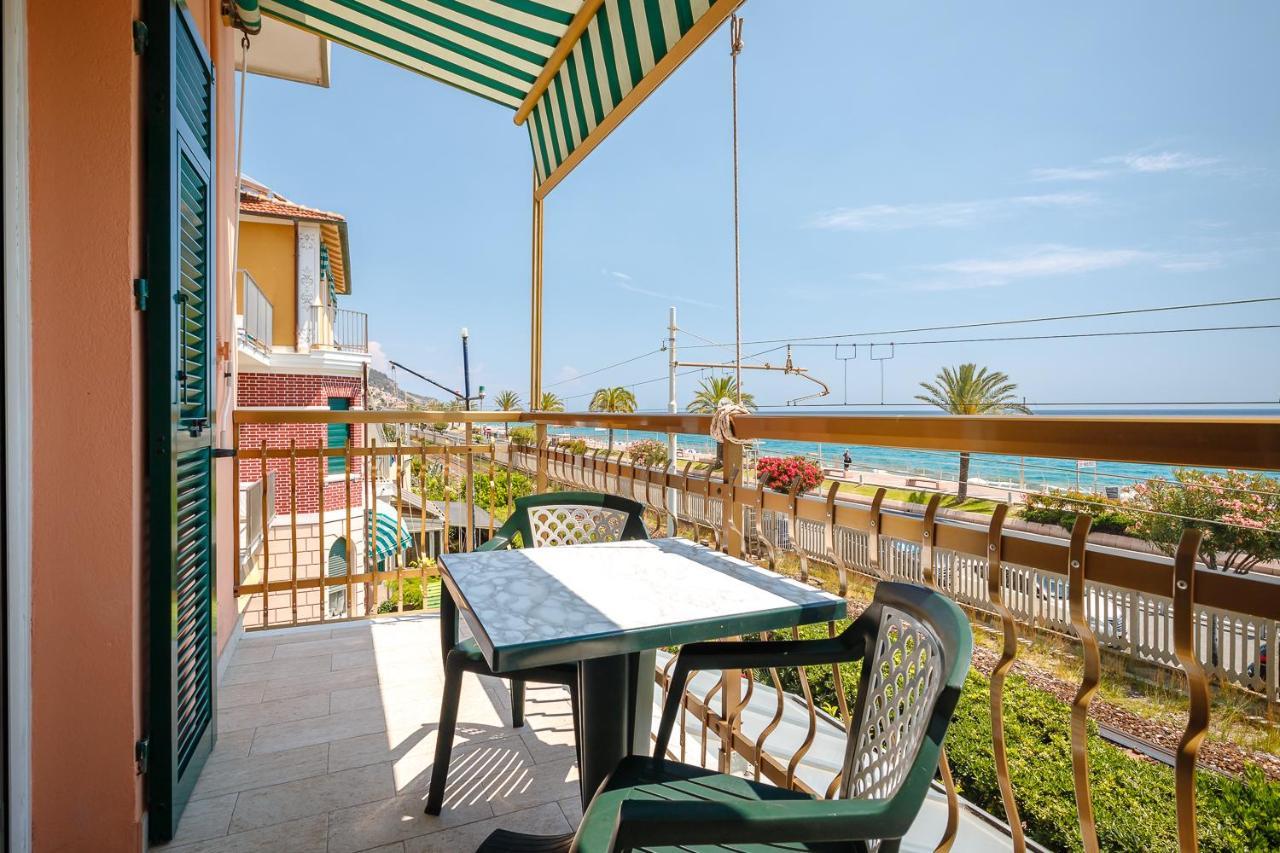 Residence Villa Alda Pietra Ligure Ngoại thất bức ảnh